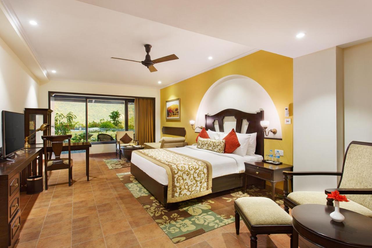 Aloha On The Ganges By Leisure Hotels Risikés Kültér fotó