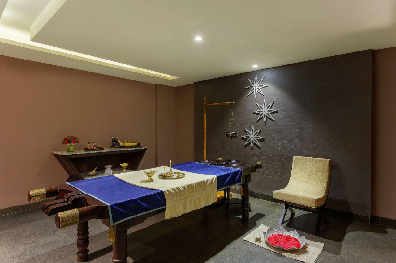 Aloha On The Ganges By Leisure Hotels Risikés Kültér fotó